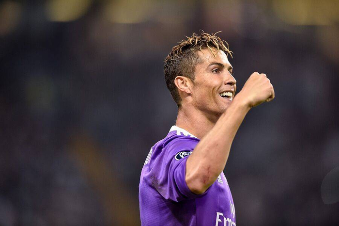 今晨欧冠曼城解说 今晨欧冠曼城解说