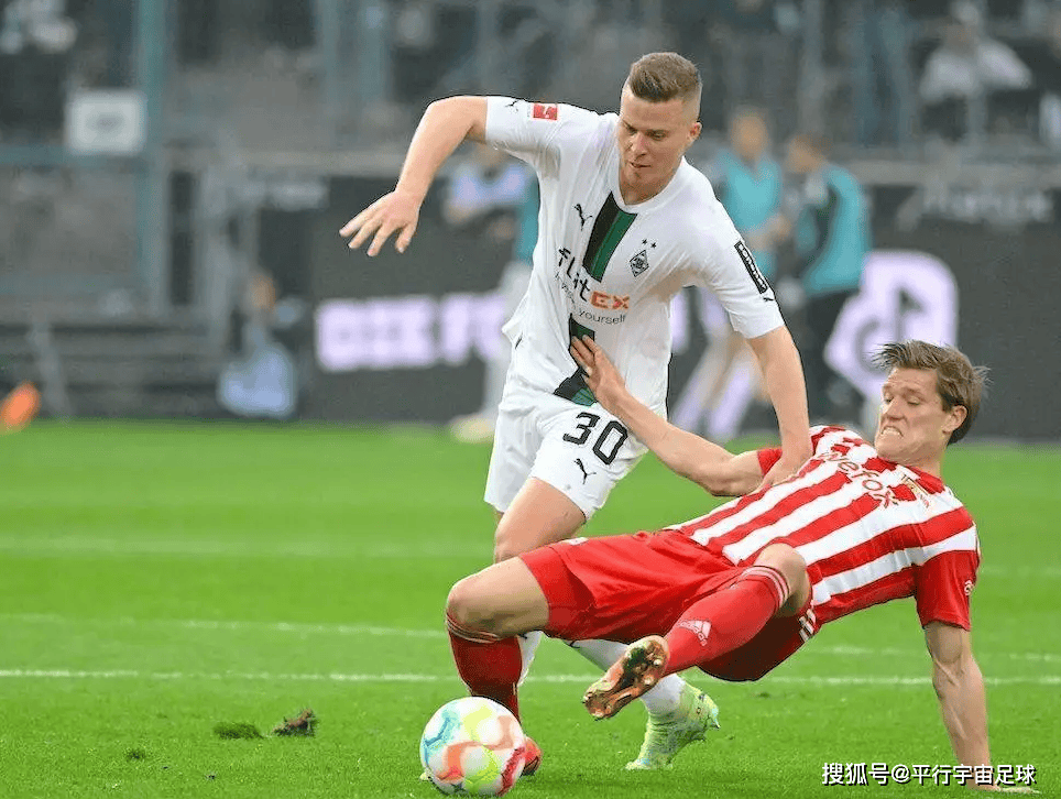 关于转折点！门兴格拉德巴赫状态回暖；法甲窗口期攻防权衡；球迷炸锅；控场能力受关注的信息