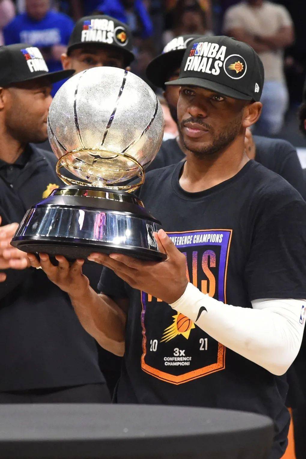 关于国际比赛日体能课后，菲尼克斯太阳再遭质疑备战欧超杯，赛场秩序良好，控场能力受关注的信息